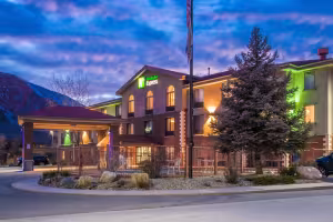 Nightcap Management Expands Portfolio with Acquisition of Two Premier Hotels in Glenwood Springs, Colorado