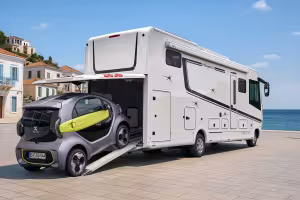 PhoeniX Maxi Liner 9000 AY Debuts with Car Garage and Luxury Living — All Under 7.5 Tons
