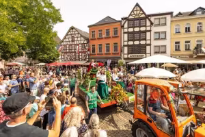 A Toast to Tradition: Discover the Most Beautiful Wine Festivals in Germany’s Ahr Valley