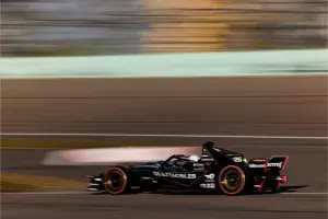 Title: DS Automobiles Battles Through Drama at the Miami E-Prix, Stays Strong in Championship Standings