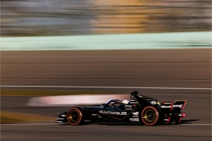 Title: DS Automobiles Battles Through Drama at the Miami E-Prix, Stays Strong in Championship Standings