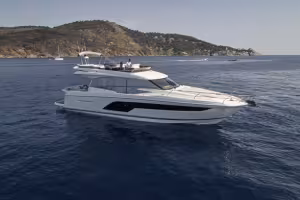 THE YACHTS A New Era of Elegance Sets Sail with the New F-Line Yachts from PRESTIGE