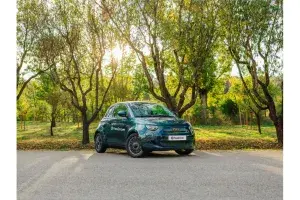 Free2move Expands Electric Car Sharing with Fiat 500e and Introduces Digital Charging in Berlin, Cologne, and Düsseldorf