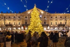 Experience the Magic of Christmas Markets in Aosta Valley