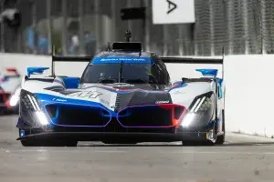 BMW M Hybrid V8 Secures Pole Hat-Trick and First Podium Finish of IMSA Season in Long Beach