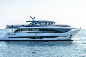 Princess X95 Vista Turns “Super Flybridge” Living Into a Panoramic, Open-Plan Escape