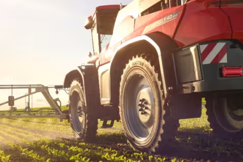 Vredestein Launches Traxion CropCare Tire for Sprayers