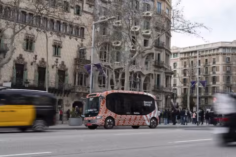 Driving the Future: Renault Group’s Autonomous Electric MiniBuses Gain Momentum Across Europe
