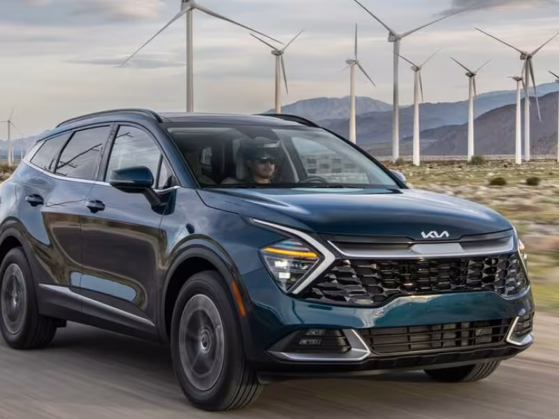 2025 Kia Sportage Hybrid Earns Top Spot in Cars.com’s Best Hybrids for the Money