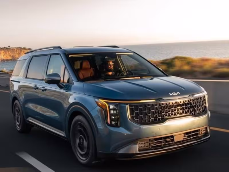 Kia Reveals 2026 Carnival Pricing and Features: More Tech, More Comfort, More Wow