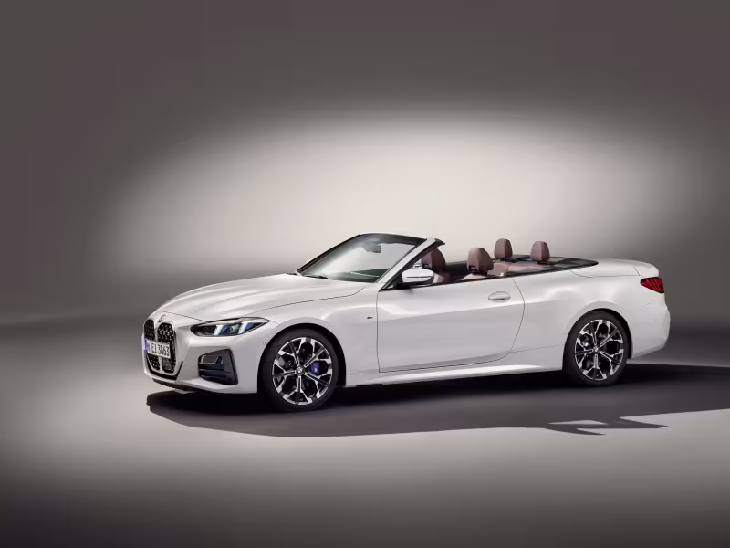 Refined Power and Stylish Upgrades: The 2025 BMW 4 Series Coupe and Convertible Arrive in Style