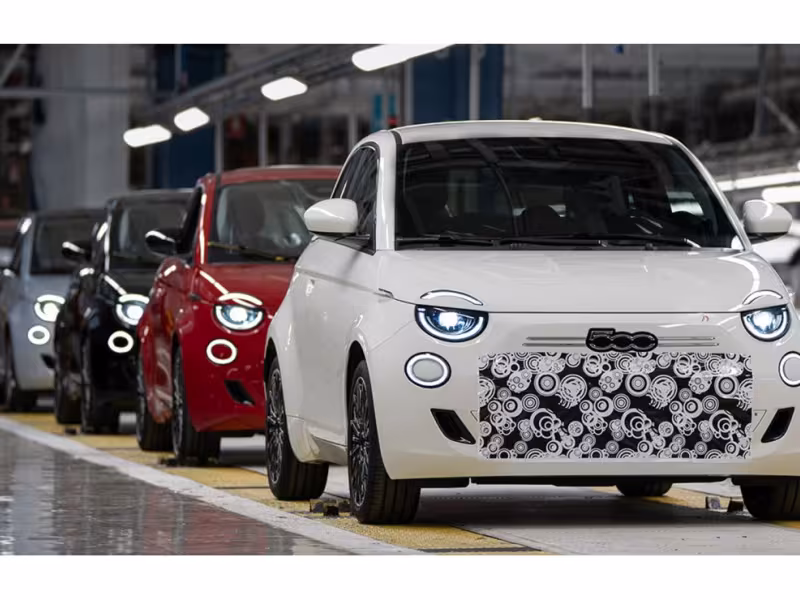 FIAT Unveils Pre-Production of New 500 Hybrid: Iconic Italian Style Meets Sustainable Mobility