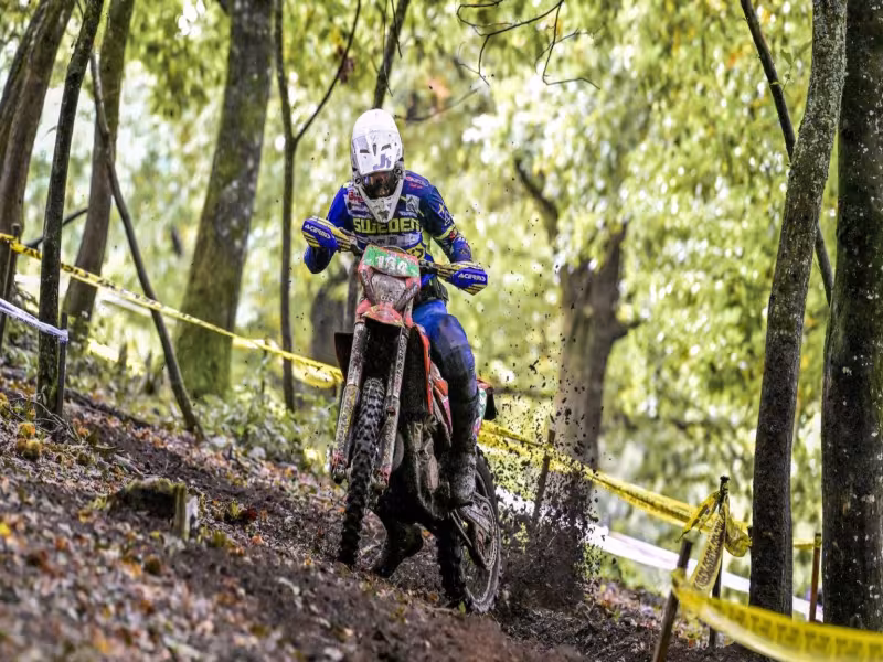 Dunlop Revs Up for Italy’s 6 Days Enduro with FIM Partnership Renewal