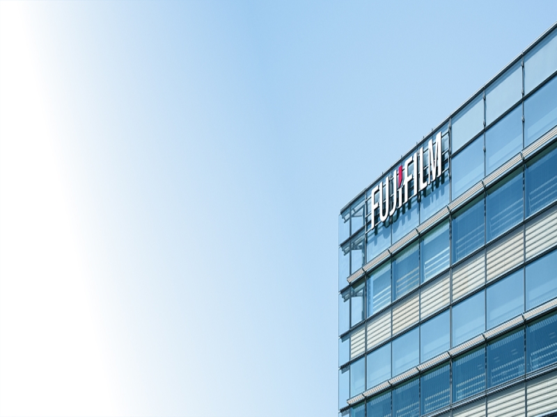 FUJIFILM Holdings' Chairman Kenji Sukeno Awarded Japan's Order of the Rising Sun, Gold and Silver Star