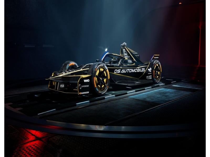 Season 11 Formula E Launch: DS Automobiles Presents the DS E-TENSE FE25