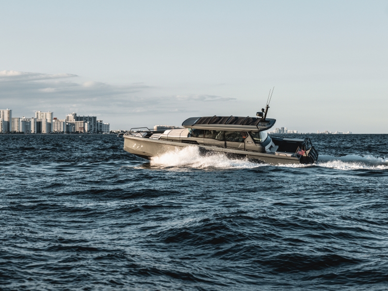 BRABUS Shadow 45 Hits North America: The 1500hp Dayboat Fantasy Gets Real