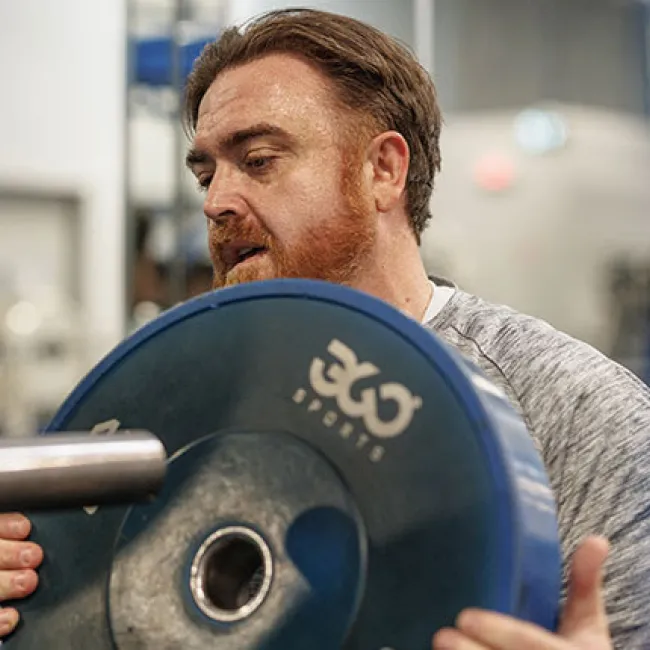 A Powerlifter Overcomes the Weight of Diabetes Stigma
