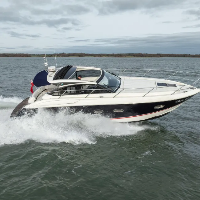 PRINCESS V39 OFFERS LUXURY PERFORMANCE IN A COMPACT PACKAGE