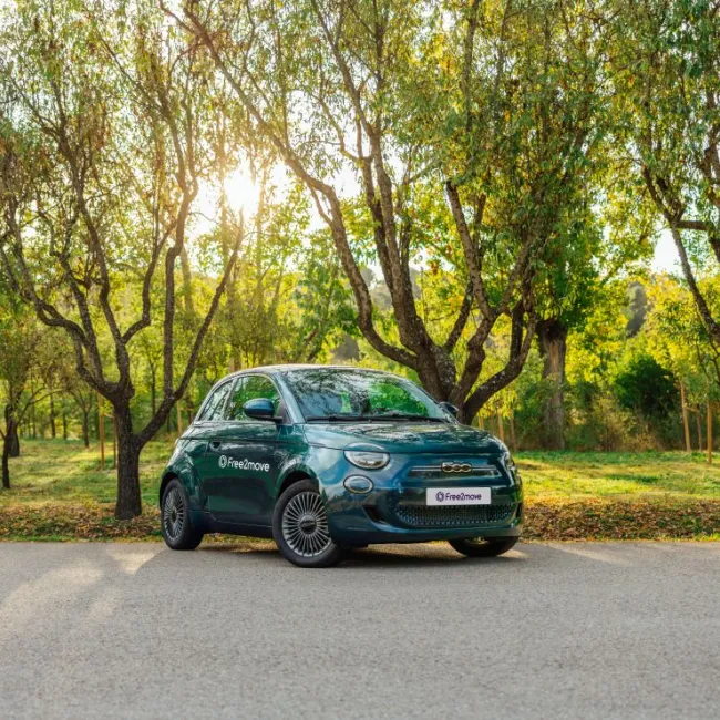 Free2move Expands Electric Car Sharing with Fiat 500e and Introduces Digital Charging in Berlin, Cologne, and Düsseldorf