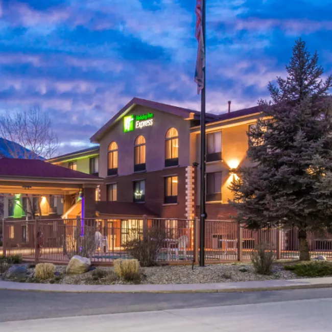 Nightcap Management Expands Portfolio with Acquisition of Two Premier Hotels in Glenwood Springs, Colorado
