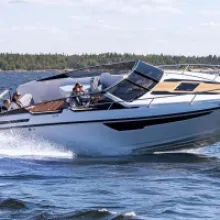 Nimbus Cruiser-Coupé motor yachts