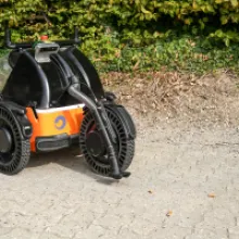 Telekom's 'Butty' Robot: A Smart Solution for Cleaner Cities