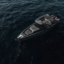 BRABUS Marine Unveils the Phantom Gray Signature Edition of the BRABUS Shadow 1000 Superboat