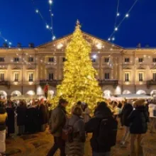 Experience the Magic of Christmas Markets in Aosta Valley