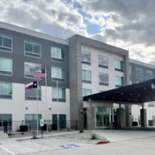 PMZ Secures $14.5M Loan for Fort Worth Holiday Inn Express