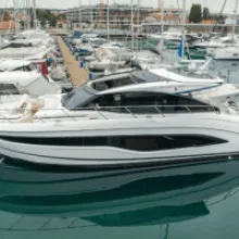 Luxury Yacht Experience Redefined: 2023 Princess V55 Available with Exclusive Technical Orientation