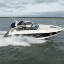 PRINCESS V39 OFFERS LUXURY PERFORMANCE IN A COMPACT PACKAGE