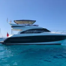 Princess 52 Motor Yacht Listed for Sale: Luxury Meets Performance in a Stunning Pre-Owned Vessel