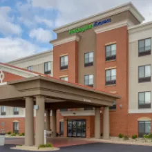 Legendary Capital Finalizes $10.1M Sale of Indianapolis Holiday Inn Express, Citing Strategic Growth Plan