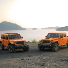 The Joose is Loose: Jeep® Brand Celebrates 4x4 Day With New Limited-edition Orange Color for Wrangler and Gladiator