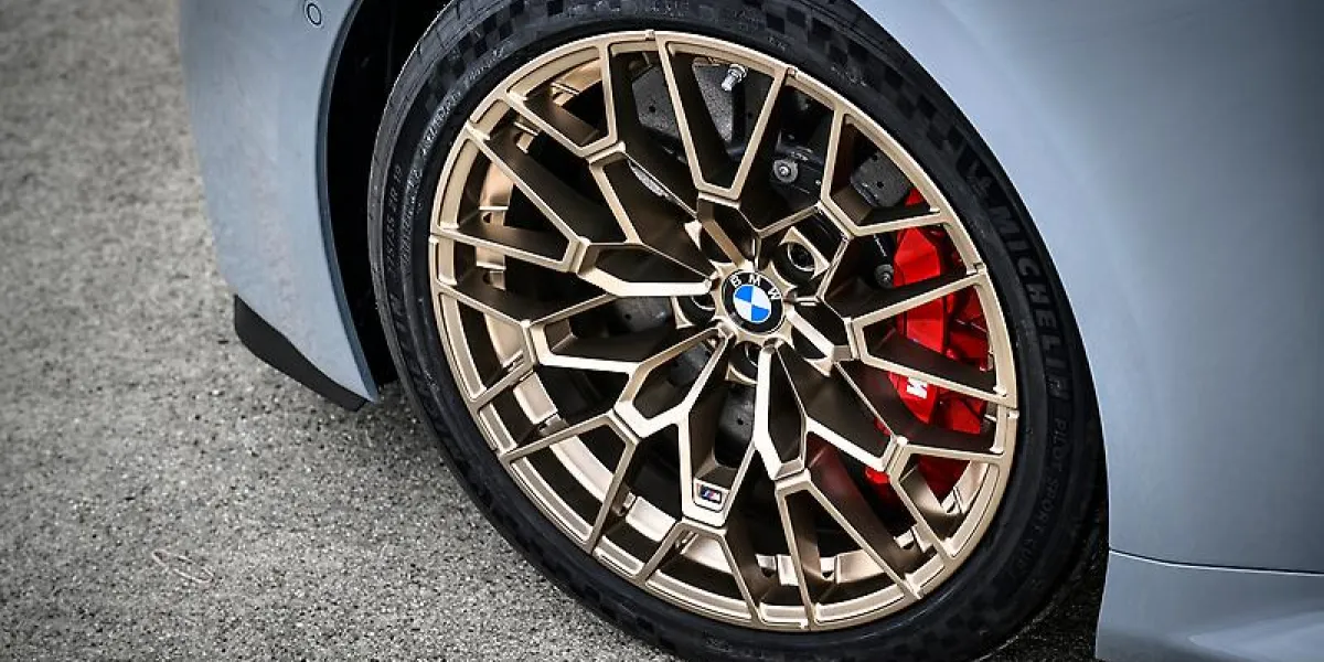 The new 2026 BMW M2 CS